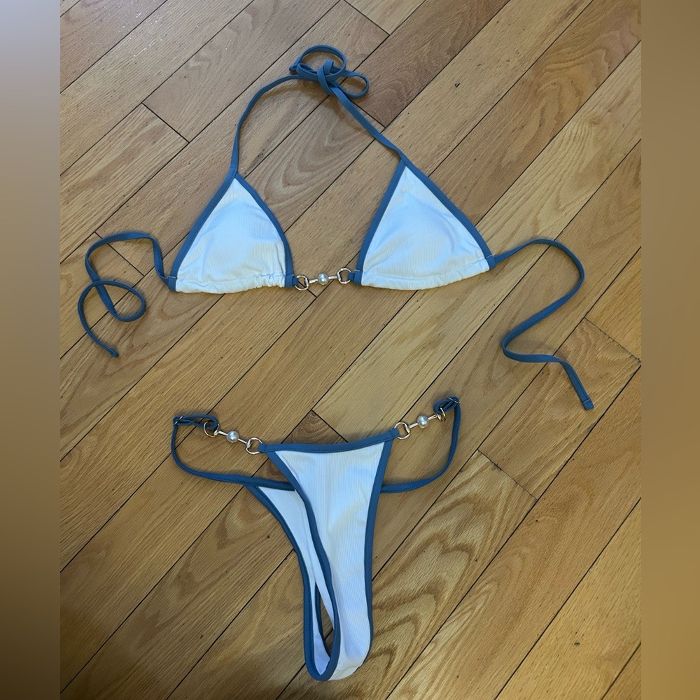 🌹5 for $50🌹Blue and White Bikini Set
